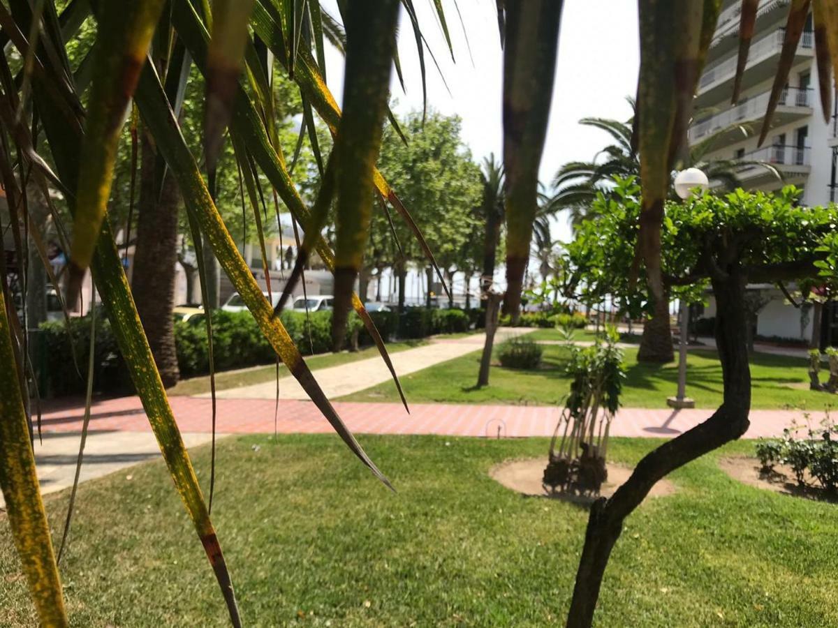 Apartamento Kristina Lägenhet Salou Exteriör bild
